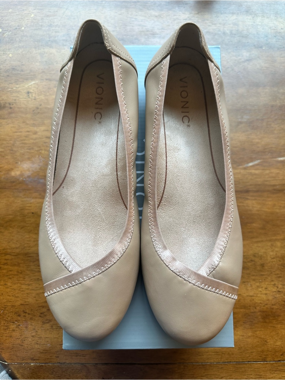 Vionic Women's Beige Ballet Flats – Slip-On Comfort 9 Wide